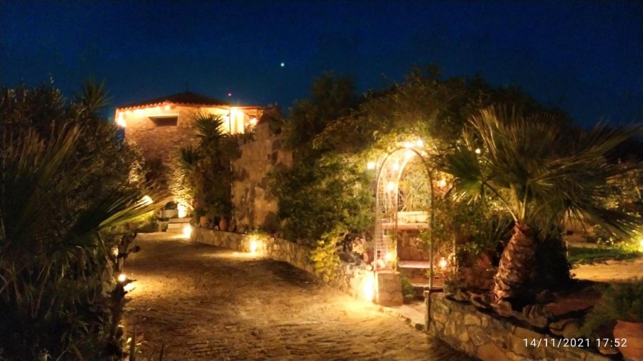 Traditional Windmill-Milos Kroustas Esterno foto