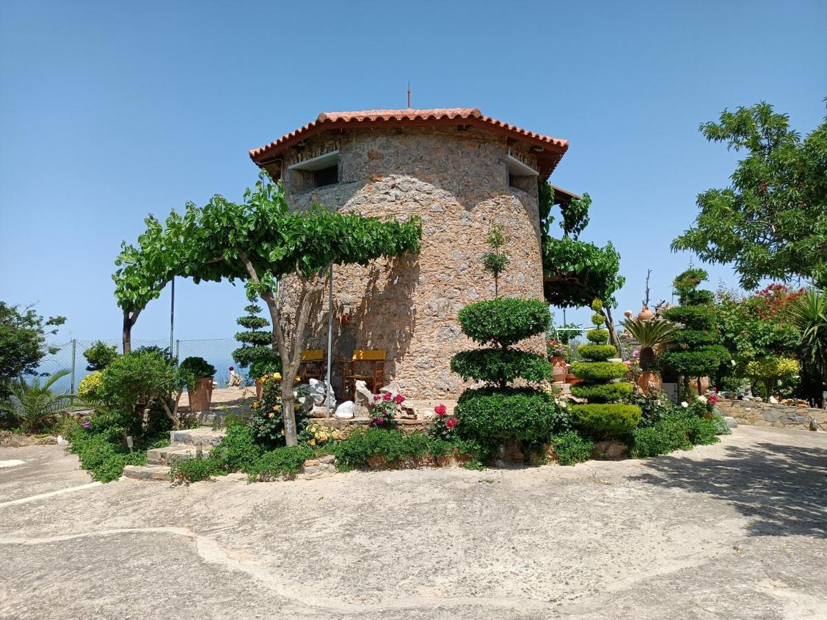 Traditional Windmill-Milos Kroustas Esterno foto